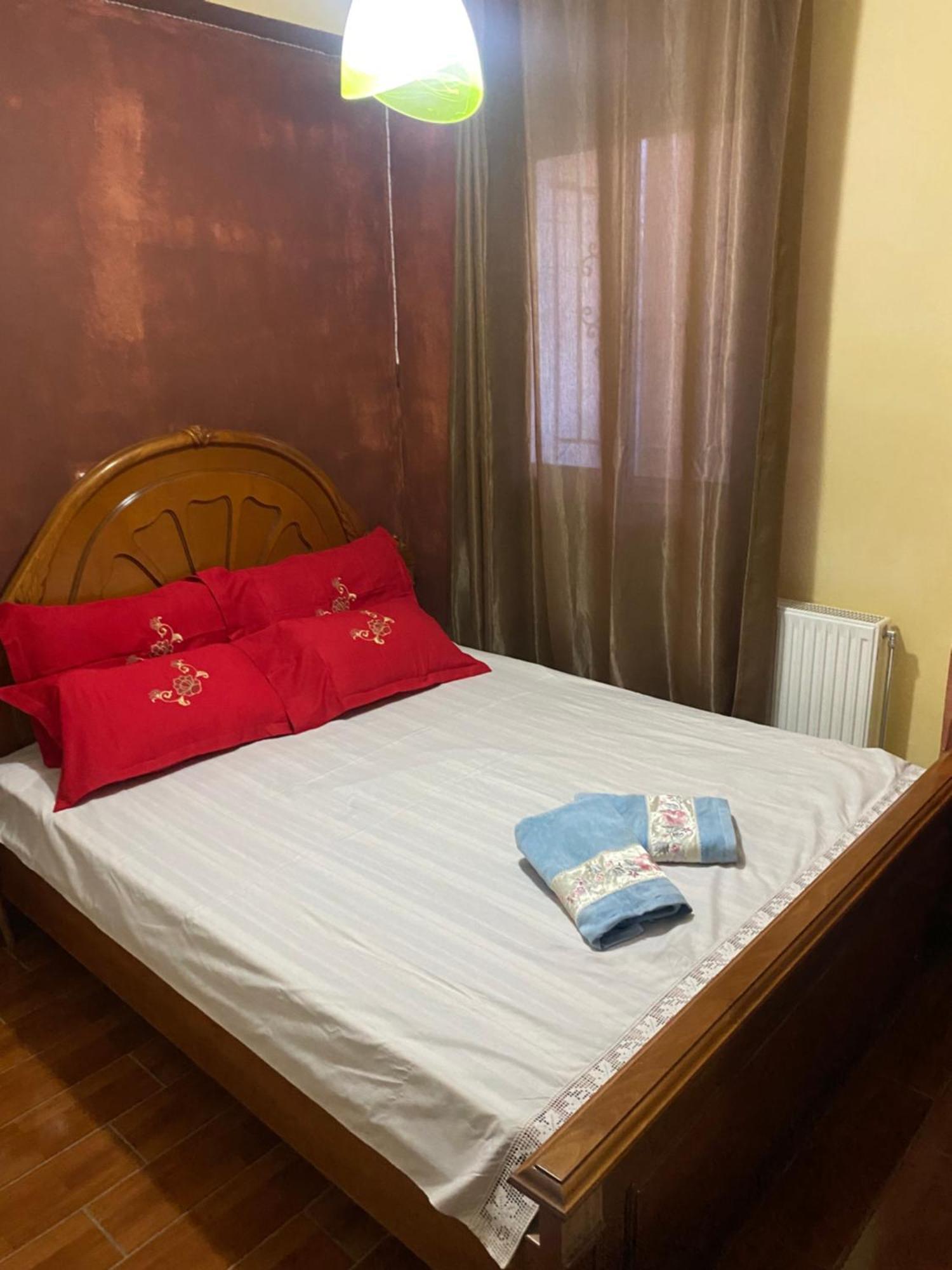 Afrodite Artemida  Buitenkant foto